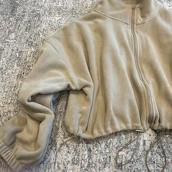 Women’s fleece jacket, zip up size large tan cream, beige - Picture 3 of 6